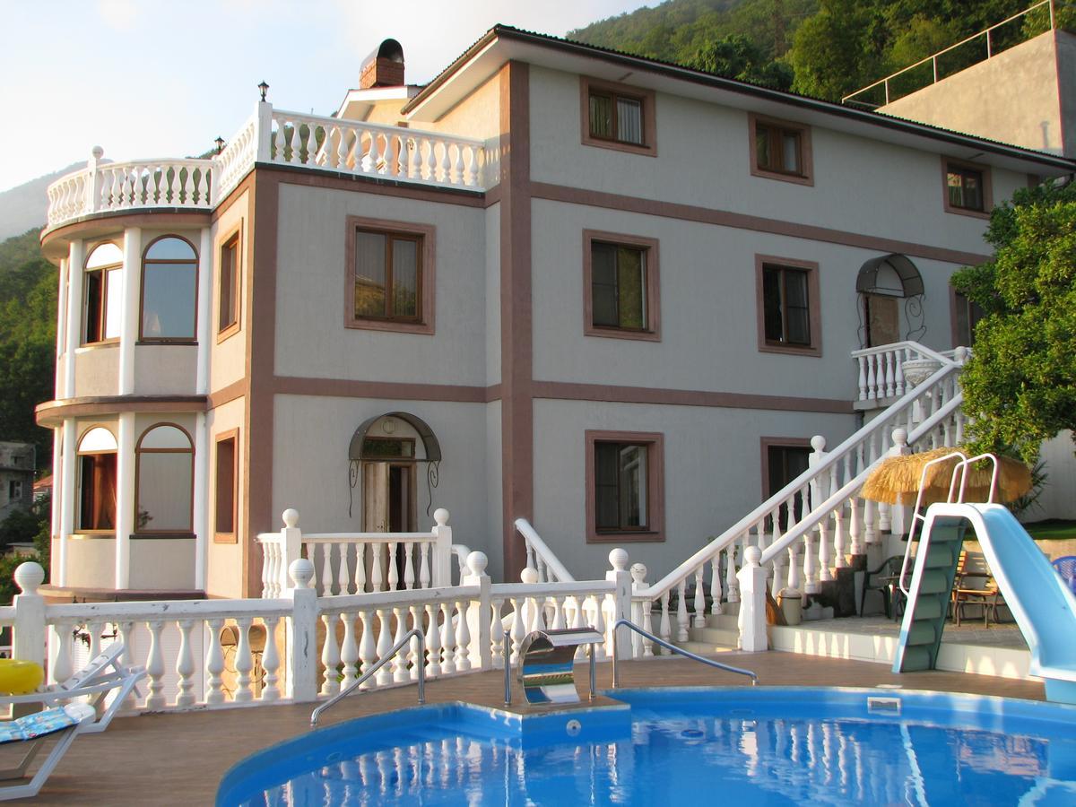 Mamzyshkha Guest House Gagra Dış mekan fotoğraf