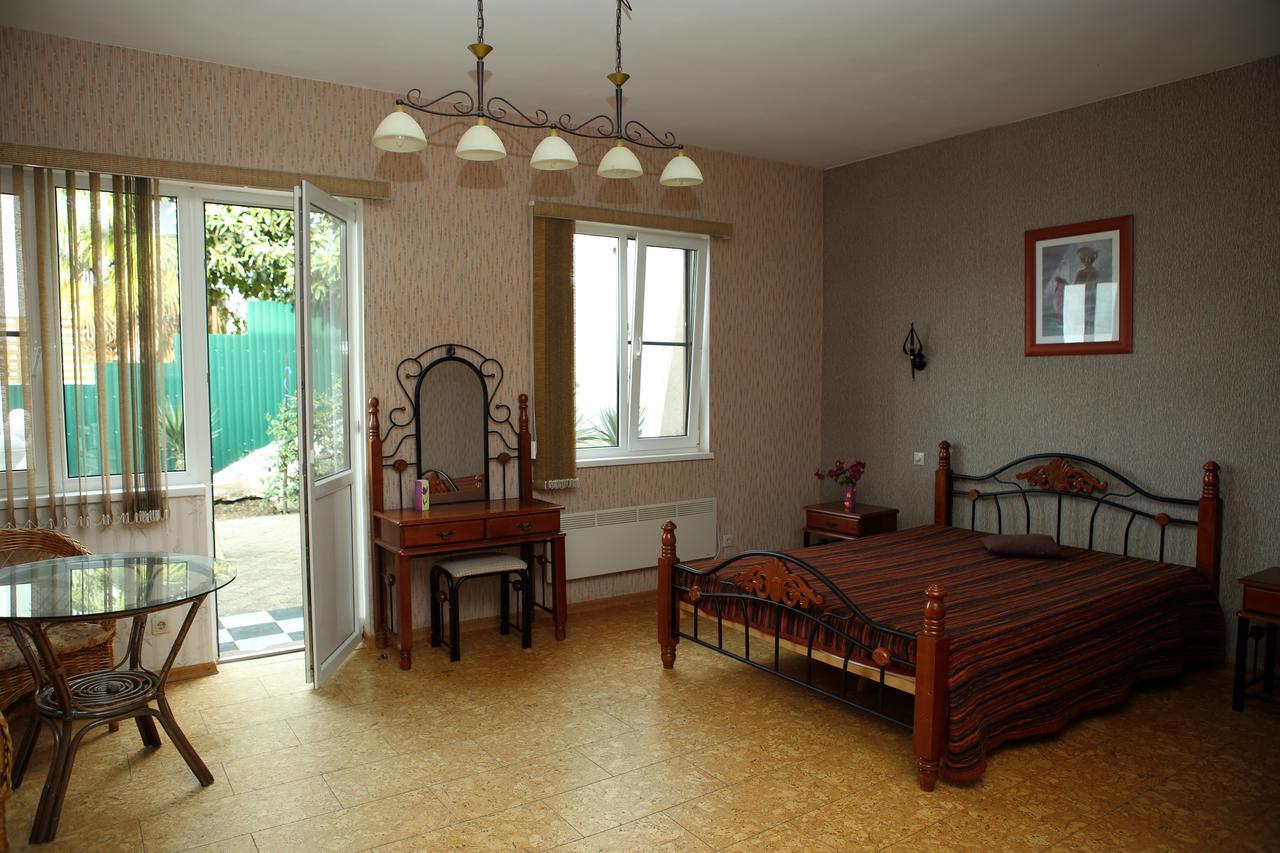 Mamzyshkha Guest House Gagra Dış mekan fotoğraf