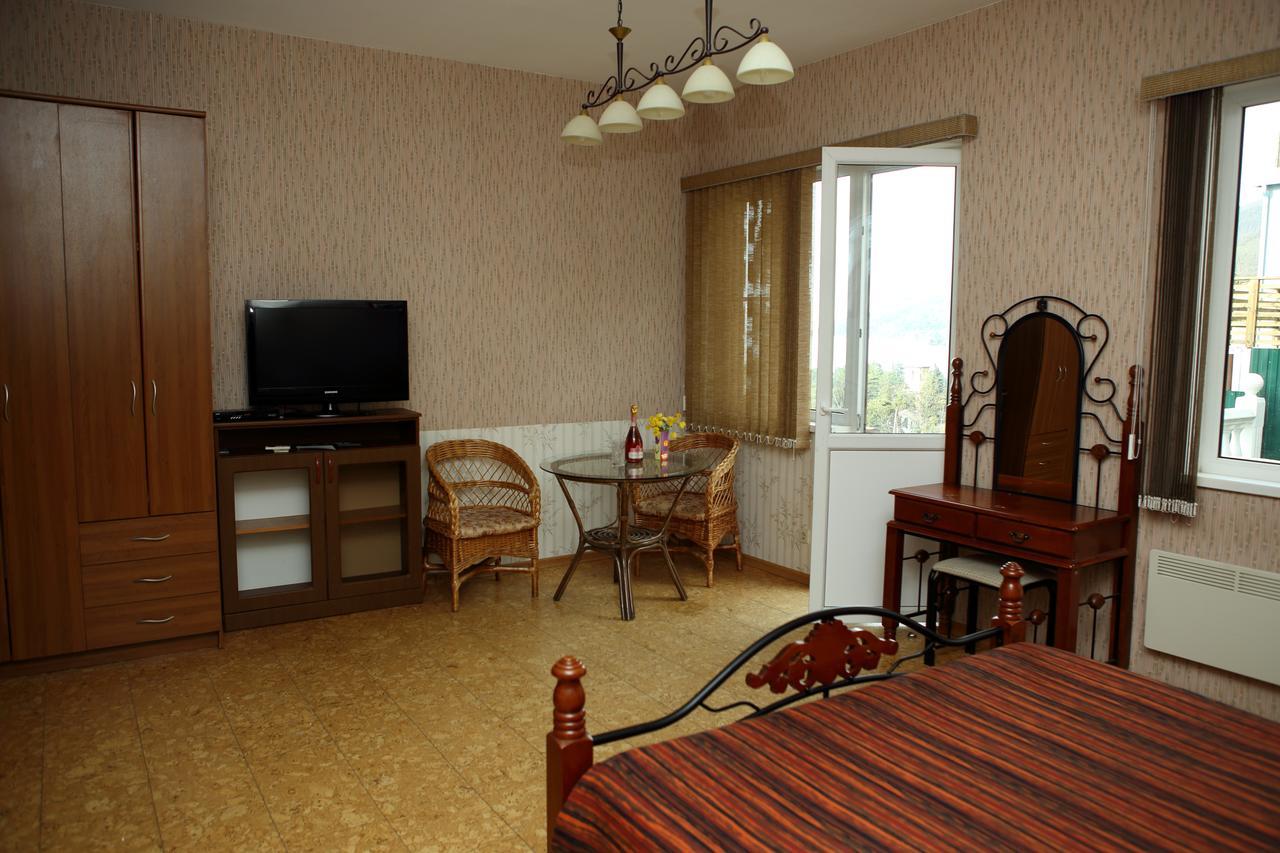 Mamzyshkha Guest House Gagra Dış mekan fotoğraf